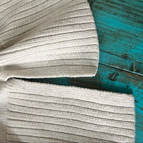 H m Cream Wool Blend Scoop Neck Sweater Size L - Picture 7 of 10